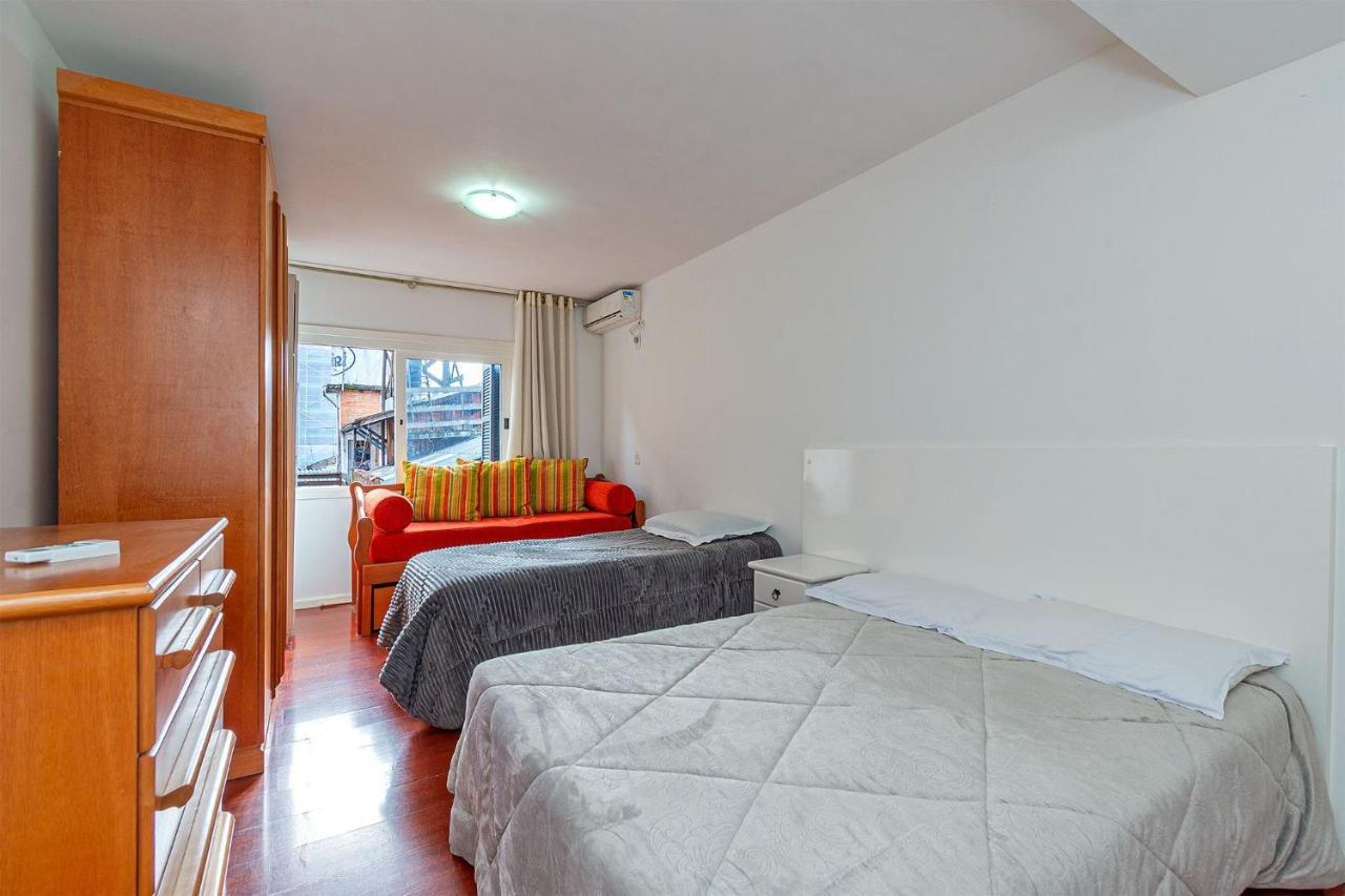 Amplo Apartamento Ao Lado Da Rua Coberta Грамаду Екстериор снимка