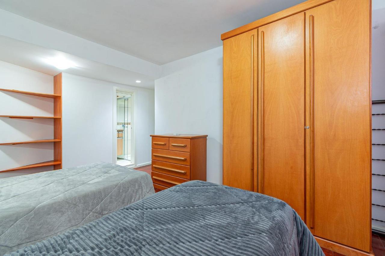 Amplo Apartamento Ao Lado Da Rua Coberta Грамаду Екстериор снимка