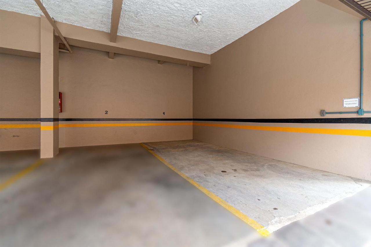 Amplo Apartamento Ao Lado Da Rua Coberta Грамаду Екстериор снимка
